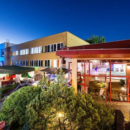 Hotel Therma Dunajská Streda Extérieur photo