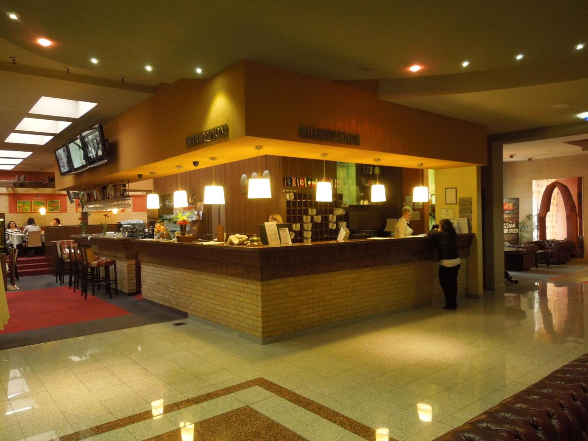 Hotel Therma Dunajská Streda Extérieur photo