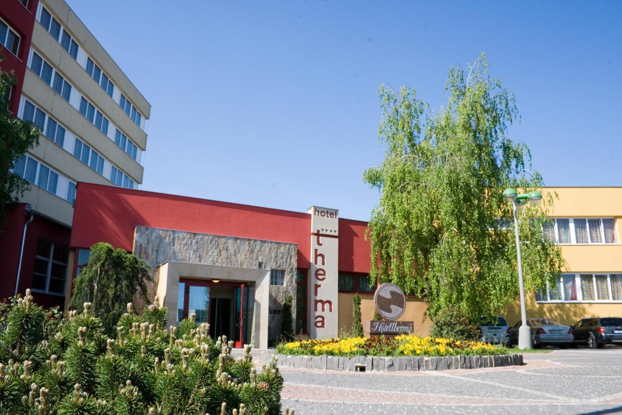 Hotel Therma Dunajská Streda Extérieur photo