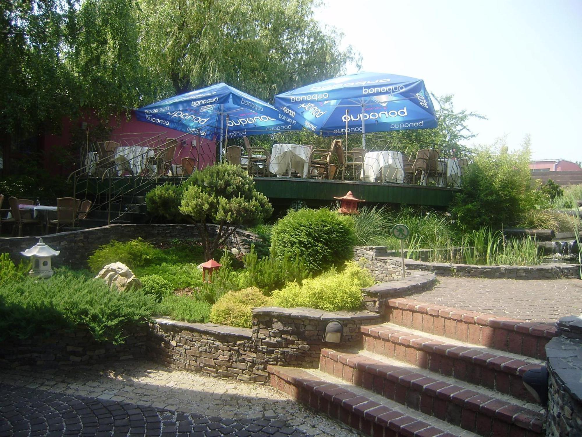 Hotel Therma Dunajská Streda Extérieur photo