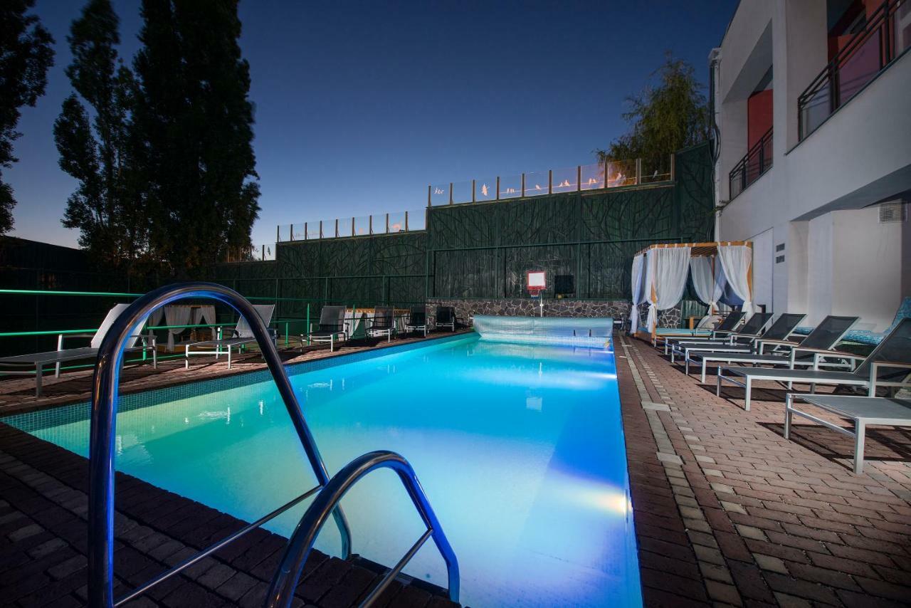 Hotel Therma Dunajská Streda Extérieur photo