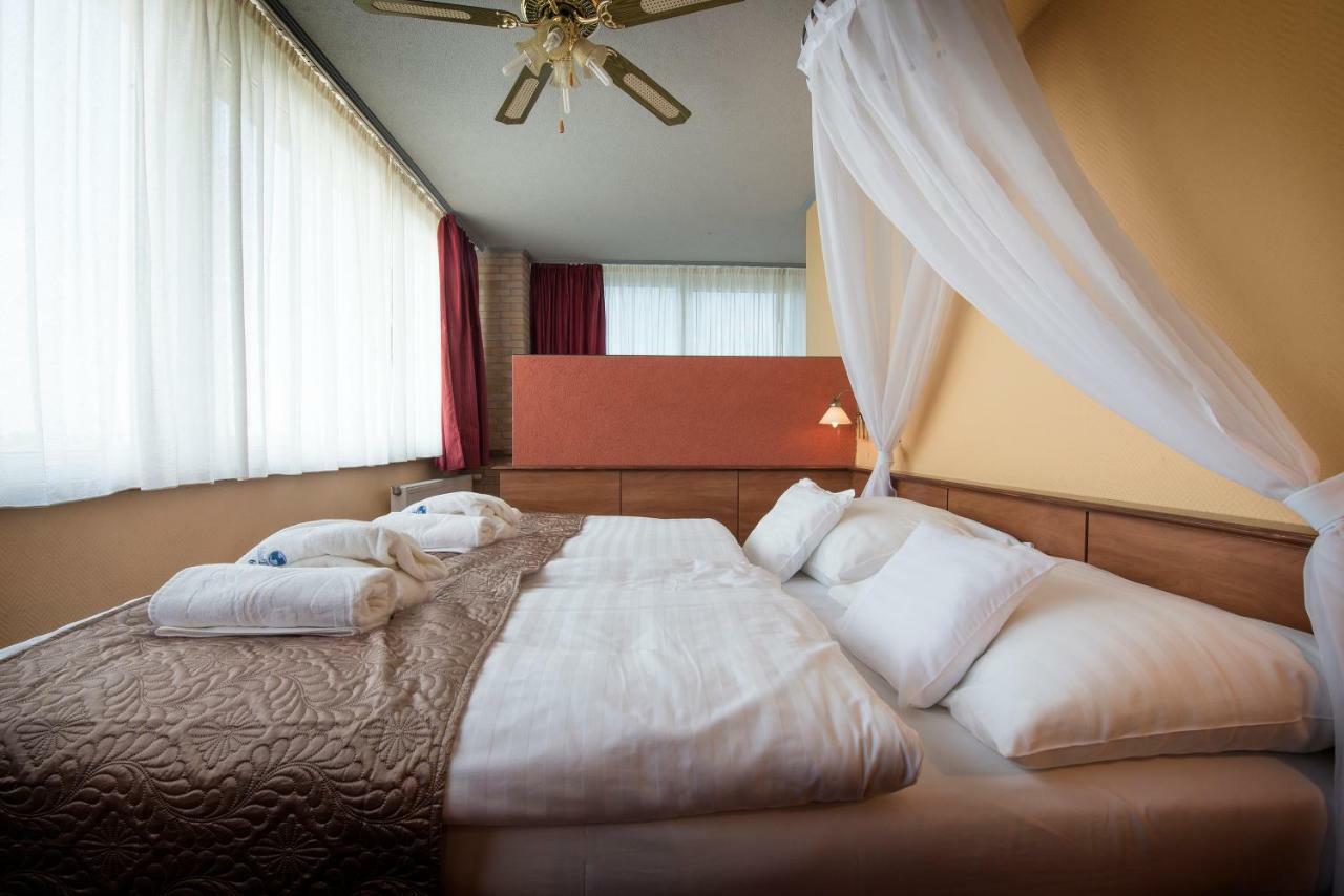 Hotel Therma Dunajská Streda Extérieur photo