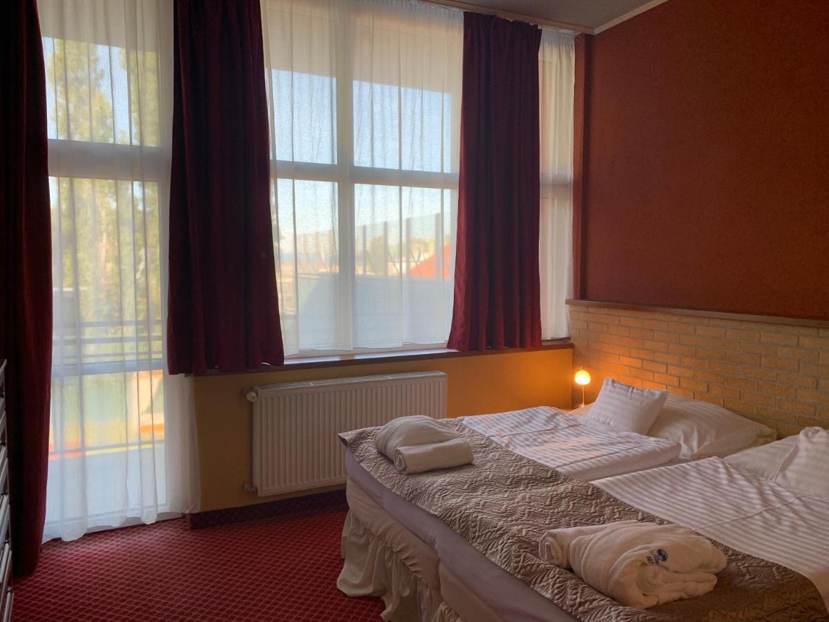 Hotel Therma Dunajská Streda Extérieur photo
